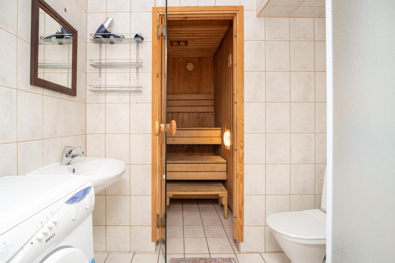 Old Town 2-Bathroom Apartment With Sauna Tallin Exterior foto